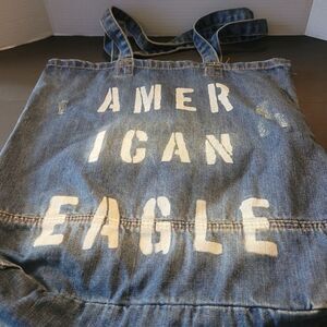 AMERICAN Eagle Jean bag NWOT Distressed Tote bag Blue Excellent condition